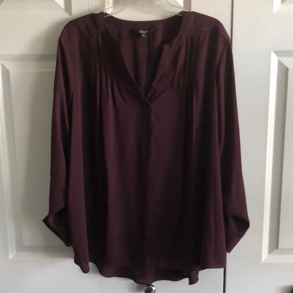 Simply Vera Vera wang XXL pin-tuck burgundy blouse